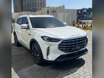 Jetour  X70  Plus  2025  Automatic  4,700 Km  4 Cylinder  Front Wheel Drive (FWD)  SUV  White  With Warranty