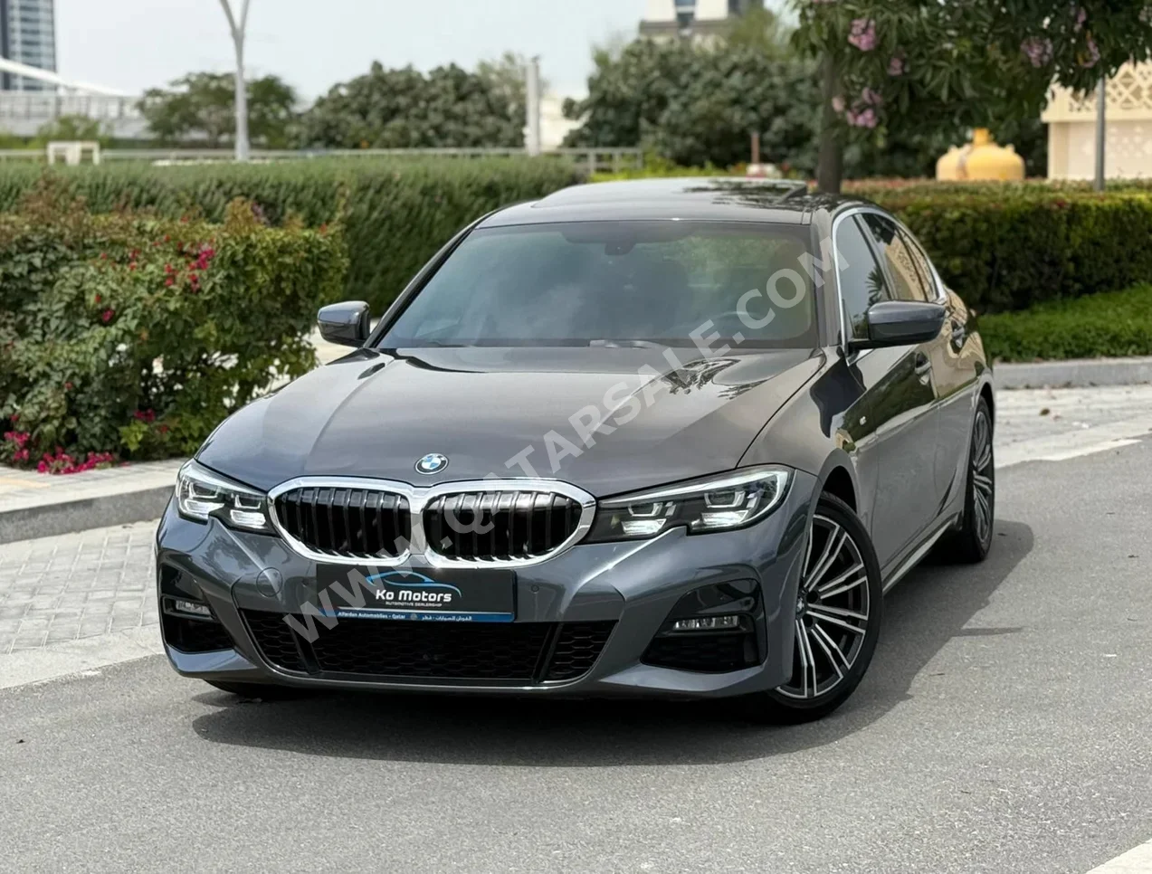 بي ام دبليو  الفئة - الثالثة  320i  2021  اوتوماتيك  69,000 كم  4 سلندر  دفع خلفي  سيدان  رمادي
