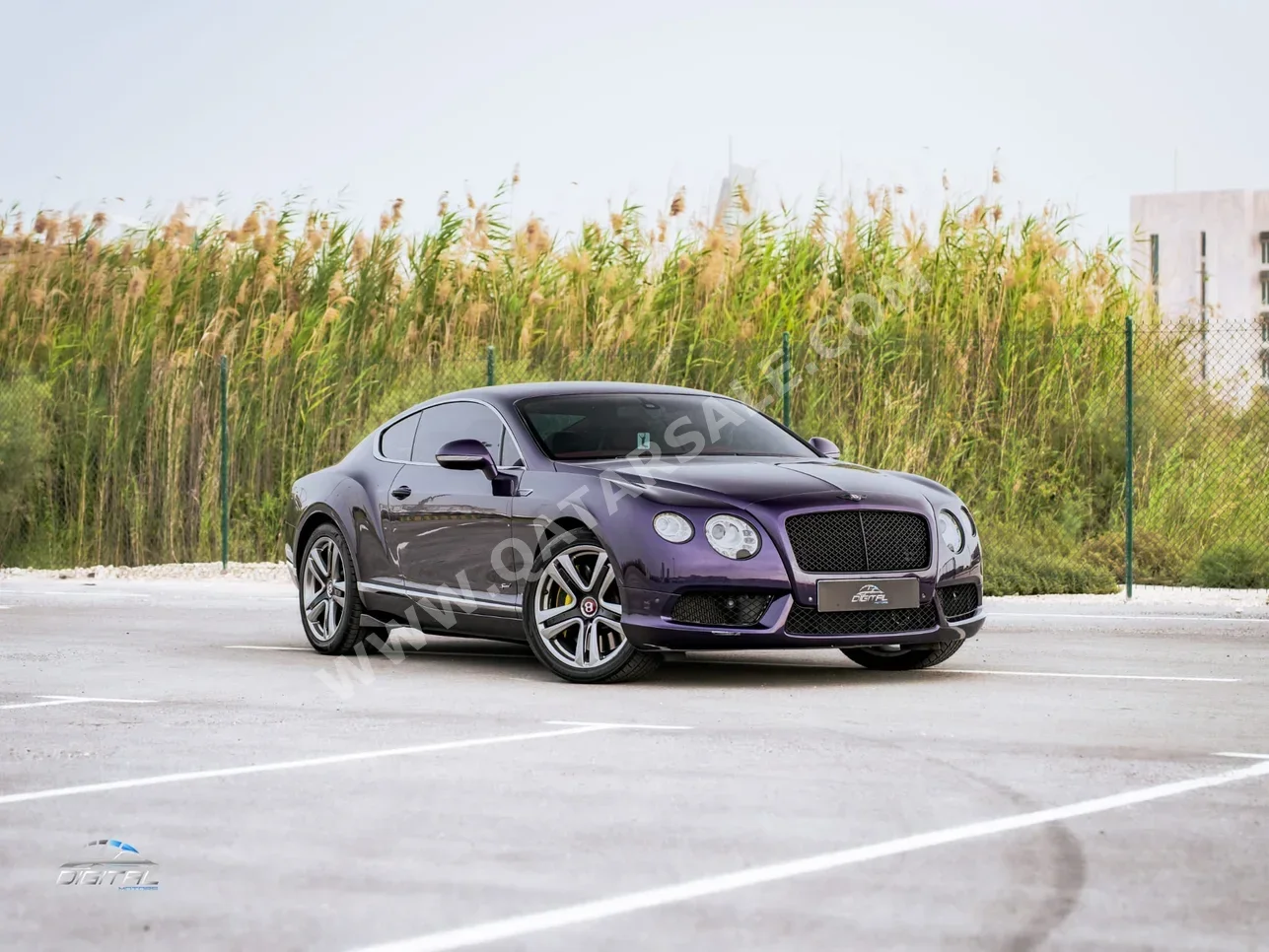 Bentley  Continental  2015  Automatic  139,000 Km  8 Cylinder  Rear Wheel Drive (RWD)  Coupe / Sport  Purple