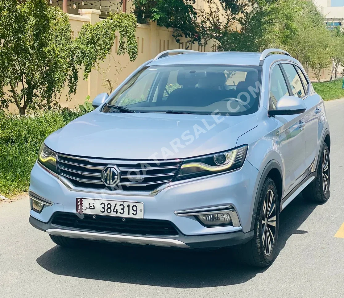 ام جي  ار اكس 5  2021  اوتوماتيك  79,000 كم  4 سلندر  سحب امامي  اس يو في  ازرق