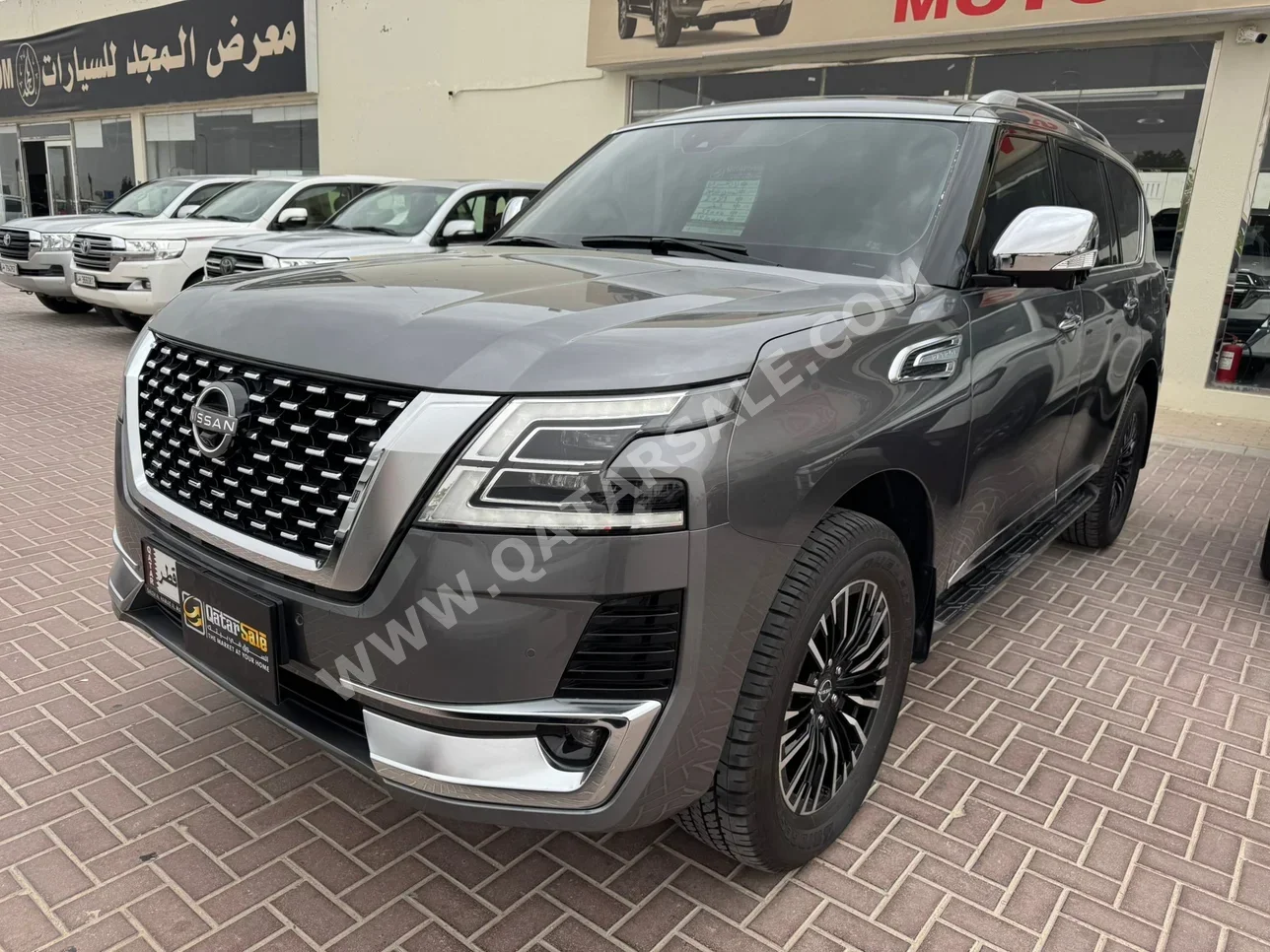 نيسان  باترول  بلاتنيوم  2023  اوتوماتيك  59,000 كم  6 سلندر  دفع رباعي  اس يو في  رمادي