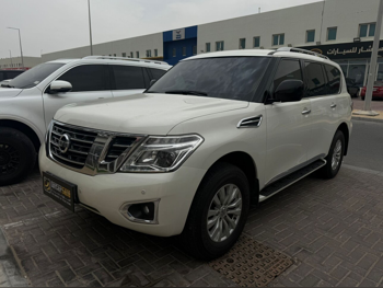 Nissan  Patrol  SE  2017  Automatic  260,000 Km  8 Cylinder  Four Wheel Drive (4WD)  SUV  White