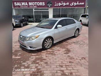 تويوتا  أفالون  اكس ال  2012  اوتوماتيك  417,000 كم  6 سلندر  دفع خلفي  سيدان  فضي