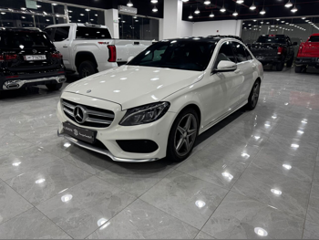 مرسيدس - بنز  سي - كلاس  200  2015  اوتوماتيك  175,000 كم  4 سلندر  دفع خلفي  سيدان  أبيض