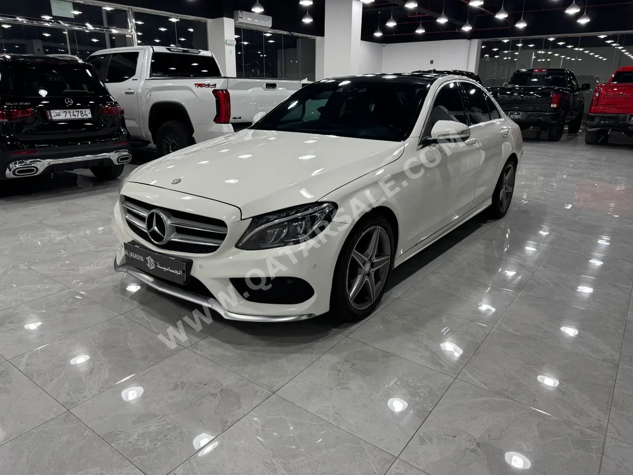 Mercedes-Benz  C-Class  200  2015  Automatic  175,000 Km  4 Cylinder  Rear Wheel Drive (RWD)  Sedan  White