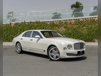 Bentley  Mulsanne  2011  Automatic  47,000 Km  8 Cylinder  All Wheel Drive (AWD)  Sedan  Pearl