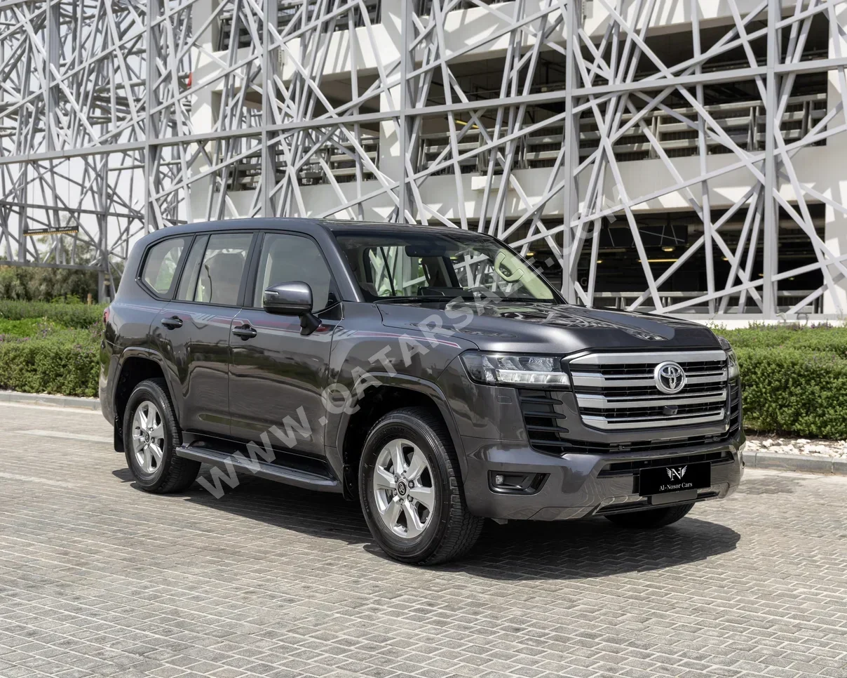 Toyota  Land Cruiser  GXR Twin Turbo  2025  Automatic  16,000 Km  6 Cylinder  Four Wheel Drive (4WD)  SUV  Gray  With Warranty