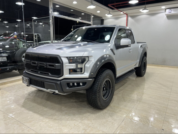 Ford  Raptor  2017  Automatic  270,000 Km  6 Cylinder  Four Wheel Drive (4WD)  Pick Up  Silver