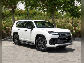 Lexus  LX  600 Overtrail  2025  Automatic  24,000 Km  6 Cylinder  Four Wheel Drive (4WD)  SUV  White  With Warranty