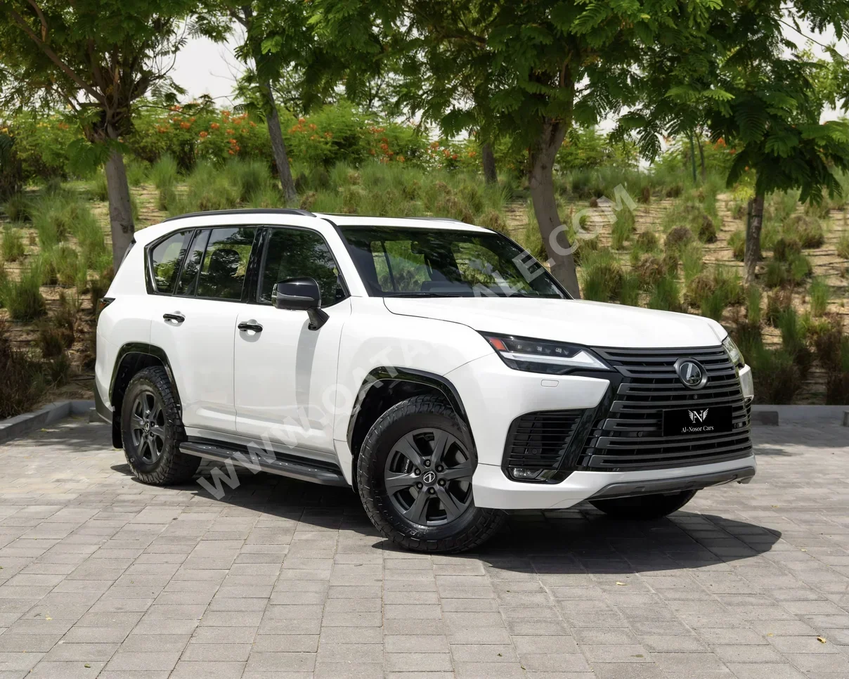 Lexus  LX  600 Overtrail  2025  Automatic  24,000 Km  6 Cylinder  Four Wheel Drive (4WD)  SUV  White  With Warranty