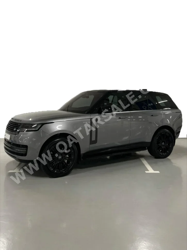 Land Rover  Range Rover  Vogue HSE  2023  Automatic  42,000 Km  8 Cylinder  Four Wheel Drive (4WD)  SUV  Gray  With Warranty