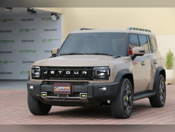 جيتور  تي 2  لكجري  2025  اوتوماتيك  36,000 كم  4 سلندر  دفع رباعي  اس يو في  بني  تحت الضمان