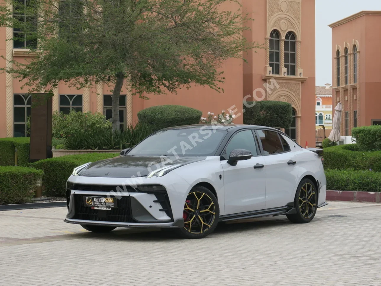 Lynk & Co  03  +  2024  Automatic  22,000 Km  4 Cylinder  All Wheel Drive (AWD)  Sedan  Gray  With Warranty