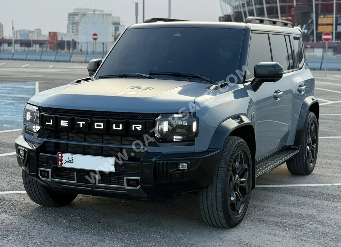 Jetour  T2  Luxury  2024  Automatic  13,000 Km  4 Cylinder  Four Wheel Drive (4WD)  SUV  Blue  With Warranty