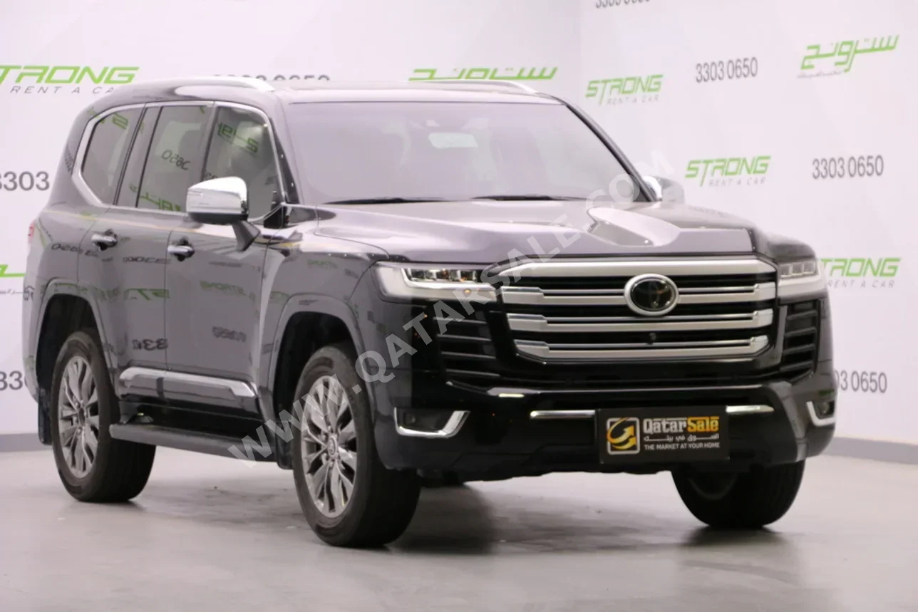 Toyota  Land Cruiser  VXR Twin Turbo  2023  Automatic  74,000 Km  6 Cylinder  Four Wheel Drive (4WD)  SUV  Black  With Warranty