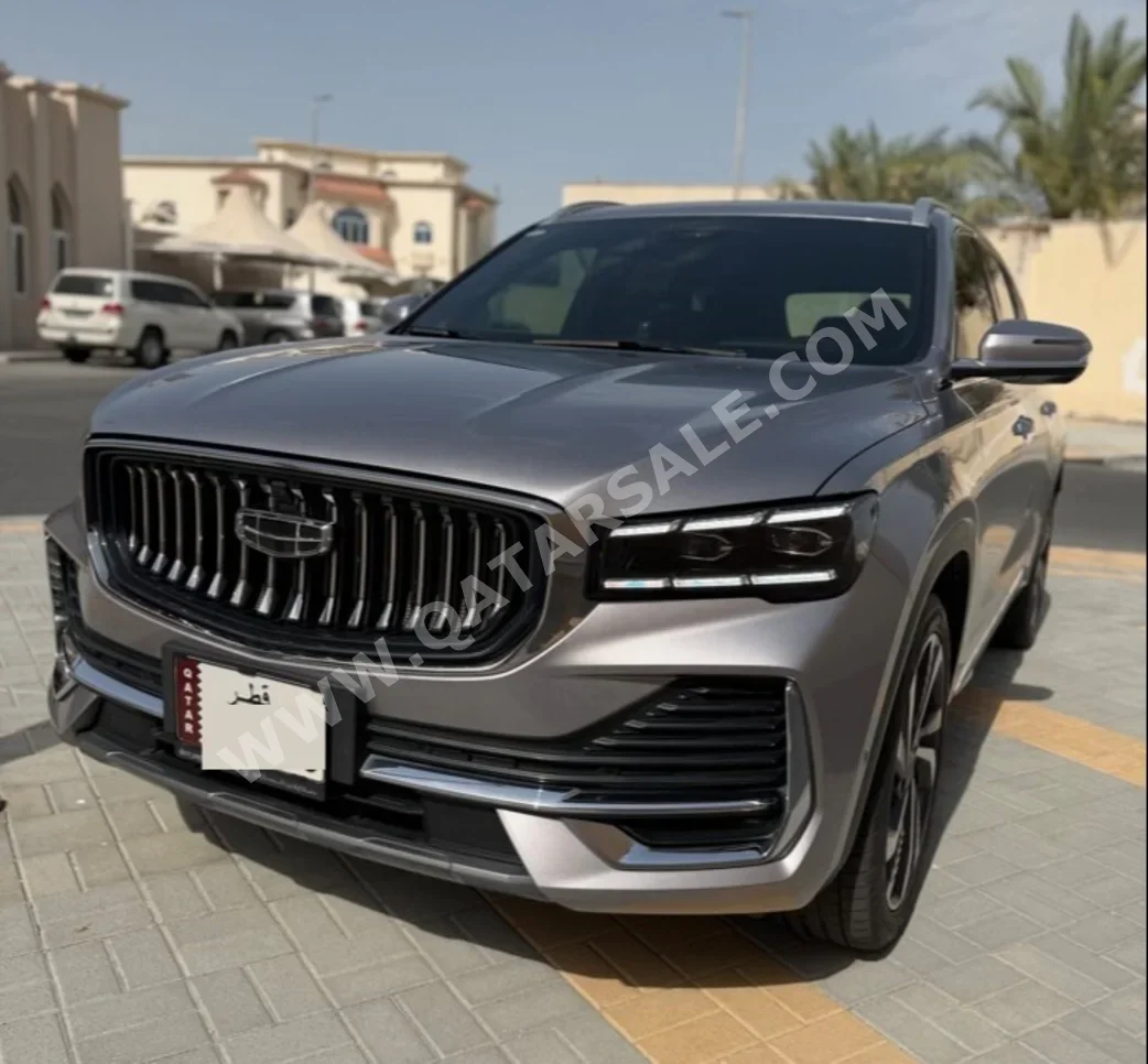 Geely  Monjaro  Luxury  2025  Automatic  30,000 Km  4 Cylinder  Four Wheel Drive (4WD)  SUV  Gray  With Warranty