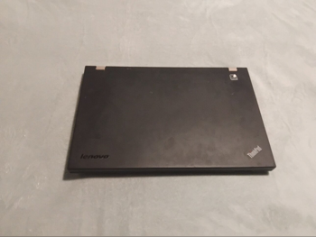 أجهزة الكمبيوتر المحمولة لينوفو  - ثينك باد  2012  - أسود  - لينكس  - انتيل  - كور اي 5  -الذاكرة (رام): 6 جيجابابت