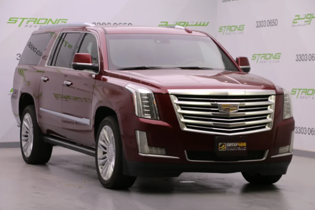Cadillac  Escalade  2018  Automatic  130,000 Km  8 Cylinder  Four Wheel Drive (4WD)  SUV  Maroon