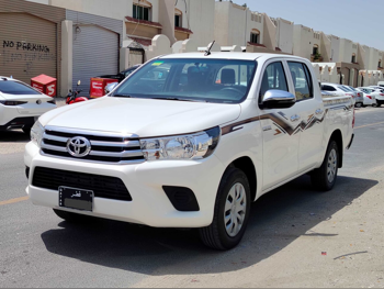 تويوتا  هاي لوكس  2024  عادي  125,000 كم  4 سلندر  سحب امامي  بيكب  أبيض  تحت الضمان