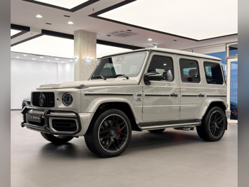 مرسيدس - بنز  جي - كلاس  63 نايت باك  2019  اوتوماتيك  98,000 كم  8 سلندر  دفع رباعي  اس يو في  أبيض