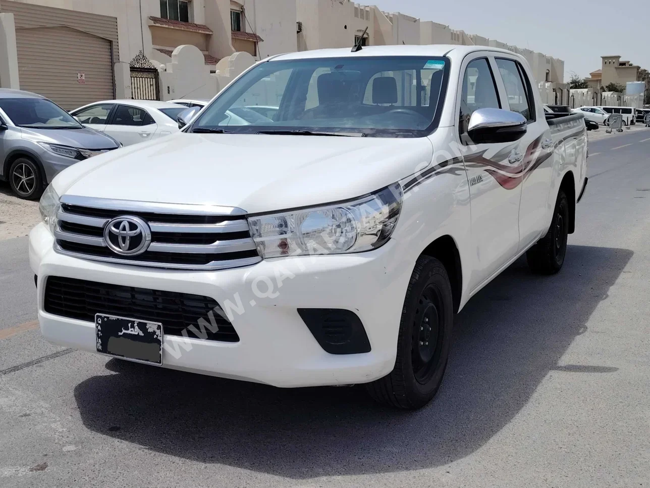 Toyota  Hilux  2020  Manual  196,000 Km  4 Cylinder  Front Wheel Drive (FWD)  Pick Up  White