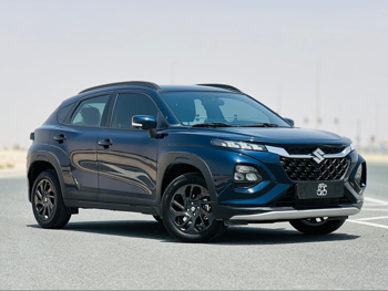 سوزوكي  فرونكس  2025  اوتوماتيك  8,000 كم  4 سلندر  سحب امامي  اس يو في  أزرق غامق  تحت الضمان