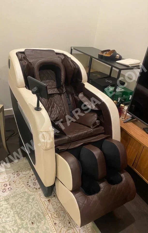 Massage Chair BestMassage  White  m8  All Body  4D