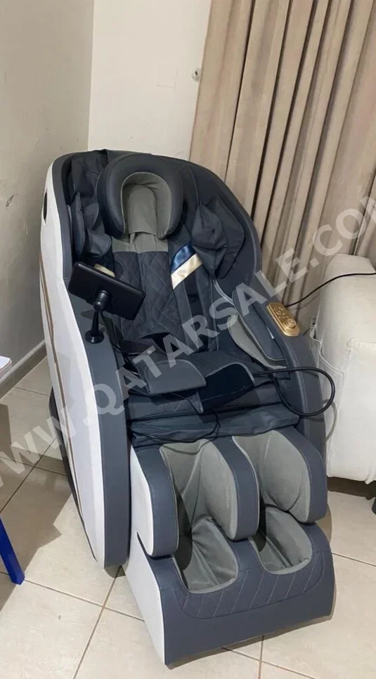 Massage Chair BestMassage  White  All Body  4D