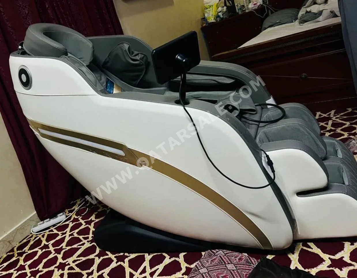 Massage Chair BestMassage  White  All Body  4D