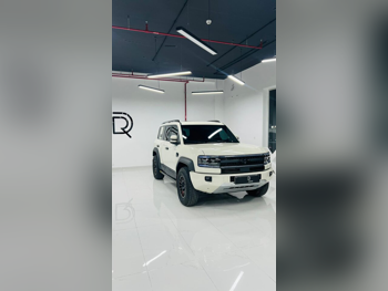 BYD  Leopard 5  Ultra 5  2026  Automatic  6,000 Km  4 Cylinder  Four Wheel Drive (4WD)  SUV  White