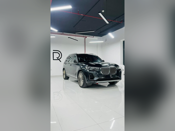 BMW  X-Series  X7  2022  Automatic  190,000 Km  8 Cylinder  Four Wheel Drive (4WD)  SUV  Black