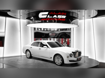 بنتلي  مولسان  2011  اوتوماتيك  38,674 كم  8 سلندر  دفع خلفي  سيدان  أبيض