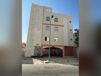 مباني ,ابراج ومجمعات - سكن عائلي  - الدوحة  - فريج بن عمران  للبيع