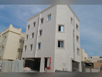 مباني ,ابراج ومجمعات - سكن عائلي  - الدوحة  - فريج بن عمران  للبيع