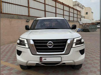 نيسان  باترول  اس اي  2020  اوتوماتيك  195,000 كم  6 سلندر  دفع رباعي  اس يو في  أبيض