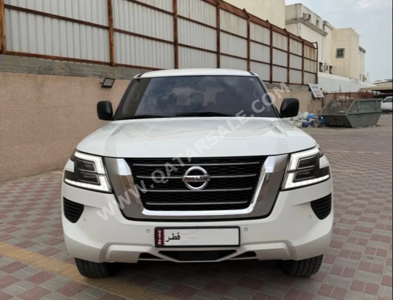 نيسان  باترول  اس اي  2020  اوتوماتيك  195,000 كم  6 سلندر  دفع رباعي  اس يو في  أبيض