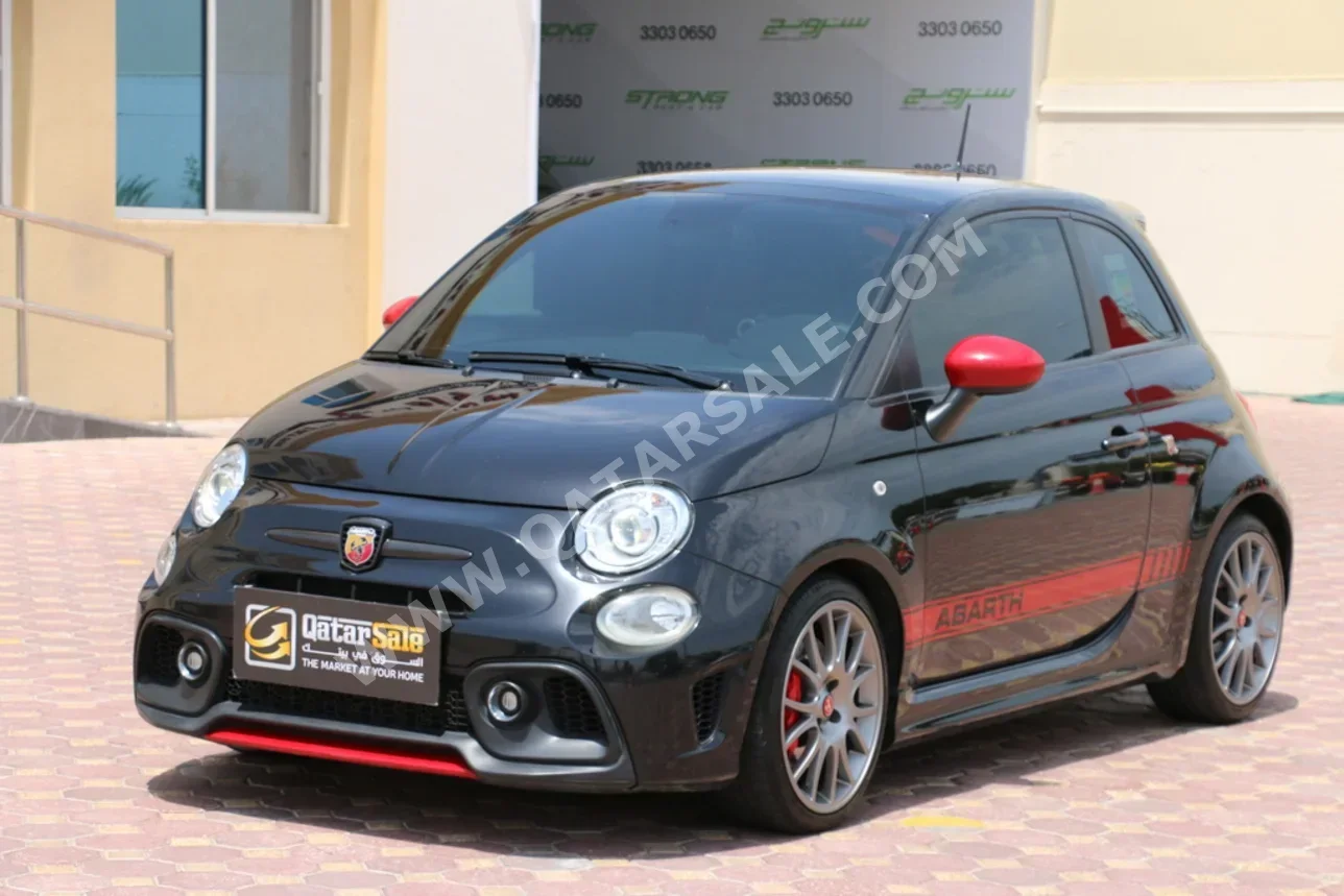 فيات  695  ابارث  2023  اوتوماتيك  43,000 كم  4 سلندر  سحب امامي  هاتشباك  أسود  تحت الضمان