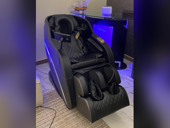 كرسي التدليك بيست مساج  أسود  الصين  كل الجسم  رباعي الأبعاد