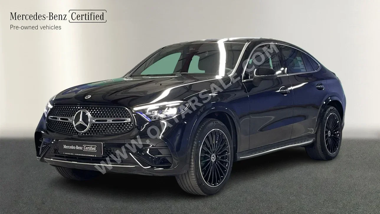 مرسيدس - بنز  جي ال سي  200  2026  اوتوماتيك  100 كم  4 سلندر  دفع رباعي  كوبيه \ سبورت  أسود  تحت الضمان