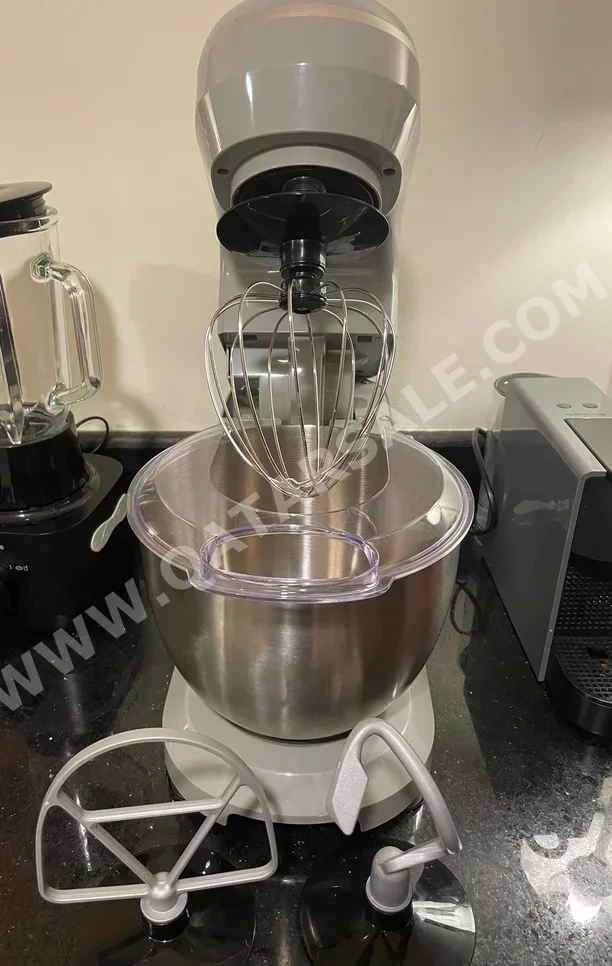 الخلاطات خلاط ستاند  اللون الرمادي