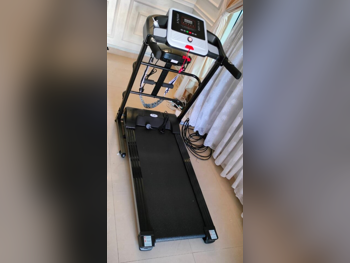 أجهزة اللياقة البدنية - الات المشي