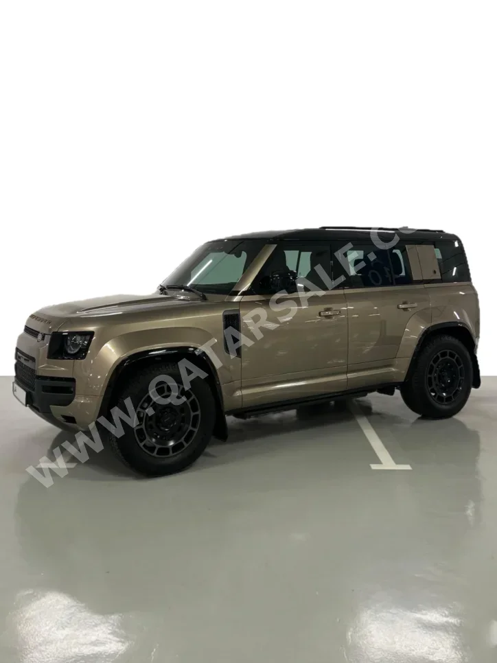 لاند روفر  ديفيندر  اوكتا  2026  اوتوماتيك  6,000 كم  8 سلندر  دفع رباعي  اس يو في  ذهبي  تحت الضمان