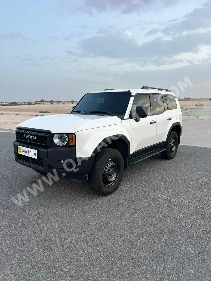 تويوتا  برادو  2025  اوتوماتيك  36,572 كم  6 سلندر  دفع رباعي  اس يو في  أبيض  تحت الضمان