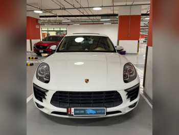 Porsche  Macan  S  2015  Automatic  131,000 Km  6 Cylinder  Four Wheel Drive (4WD)  SUV  White