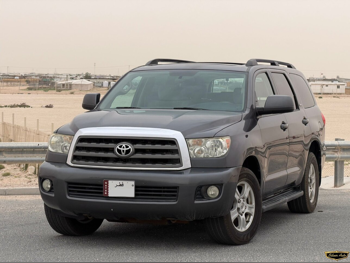 تويوتا  سكويا  اس ار 5  2014  اوتوماتيك  383,000 كم  8 سلندر  دفع رباعي  اس يو في  رمادي