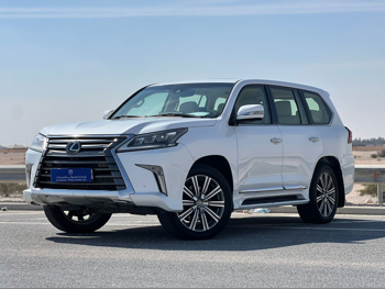 Lexus  LX  570  2017  Automatic  400,000 Km  8 Cylinder  Four Wheel Drive (4WD)  SUV  White