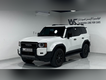 تويوتا  برادو  فيرست اديشن  2025  اوتوماتيك  18,000 كم  6 سلندر  دفع رباعي  اس يو في  أبيض  تحت الضمان