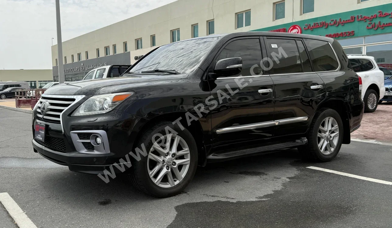 لكزس  ال اكس  570 اس  2013  اوتوماتيك  407,000 كم  8 سلندر  دفع رباعي  اس يو في  أسود