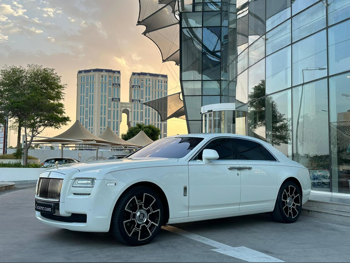 Rolls-Royce  Ghost  2013  Automatic  90,000 Km  12 Cylinder  All Wheel Drive (AWD)  Sedan  White