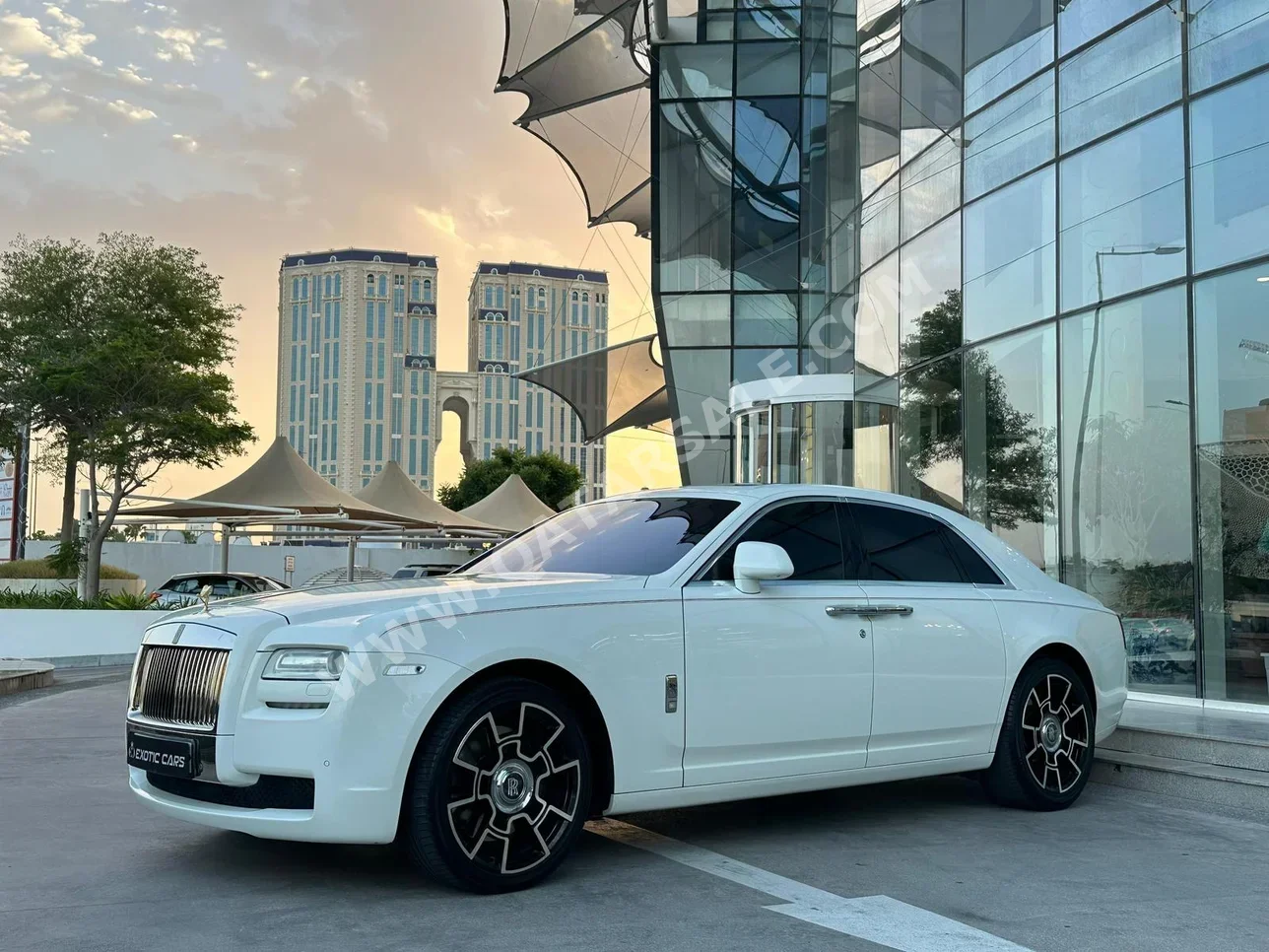 Rolls-Royce  Ghost  2013  Automatic  90,000 Km  12 Cylinder  All Wheel Drive (AWD)  Sedan  White